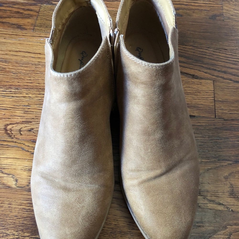 Tan booties - Picture 2 of 3